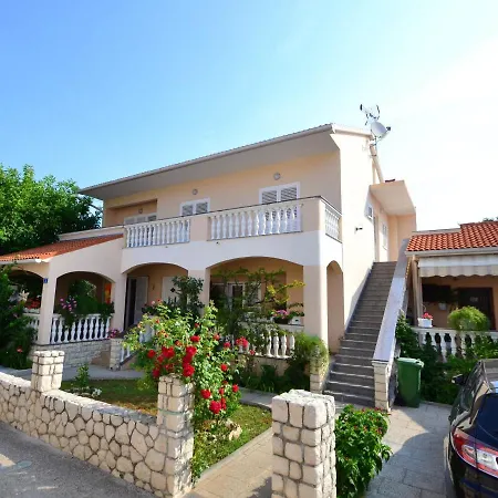 Apartament Devic By Interhome Sukošan