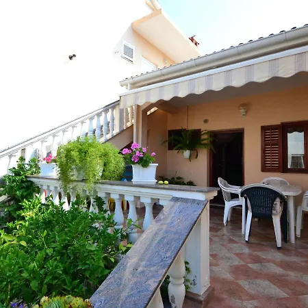 Devic By Interhome Appartement Sukošan