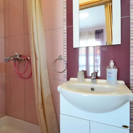 Devic By Interhome Sukošan