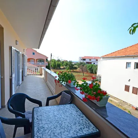 Apartament Devic By Interhome Sukošan