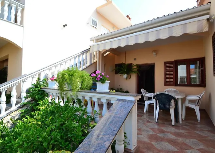 Devic By Interhome Апартаменты Сукошан